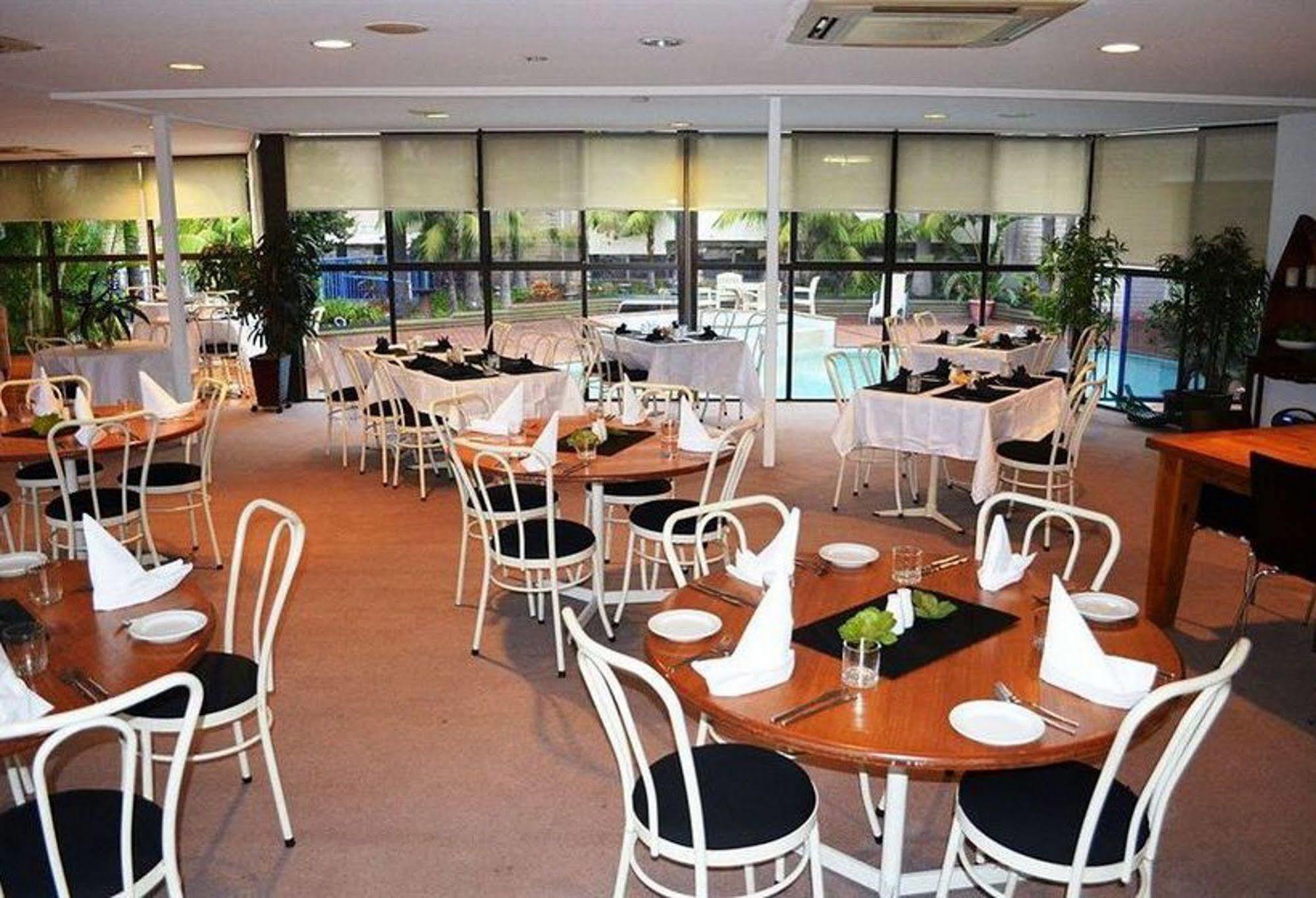 Palm Court Motor Inn Port Macquarie Ngoại thất bức ảnh