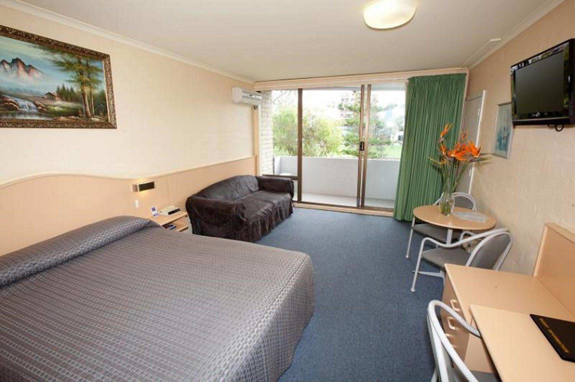 Palm Court Motor Inn Port Macquarie Ngoại thất bức ảnh
